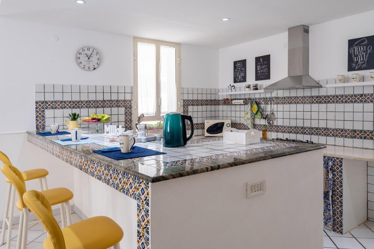 Appartamento In Villa Tulipano มาซารา เดล วัลโล ภายนอก รูปภาพ