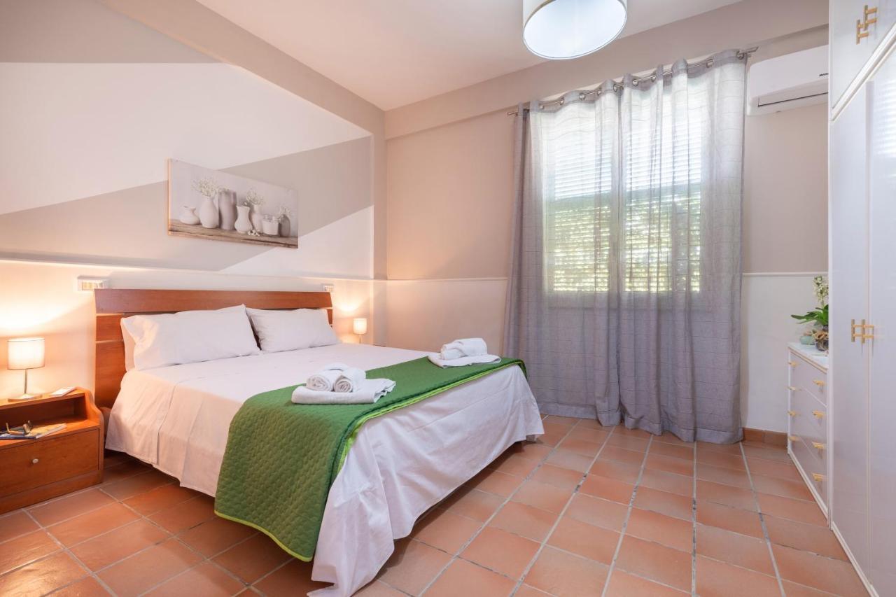 Appartamento In Villa Tulipano มาซารา เดล วัลโล ภายนอก รูปภาพ